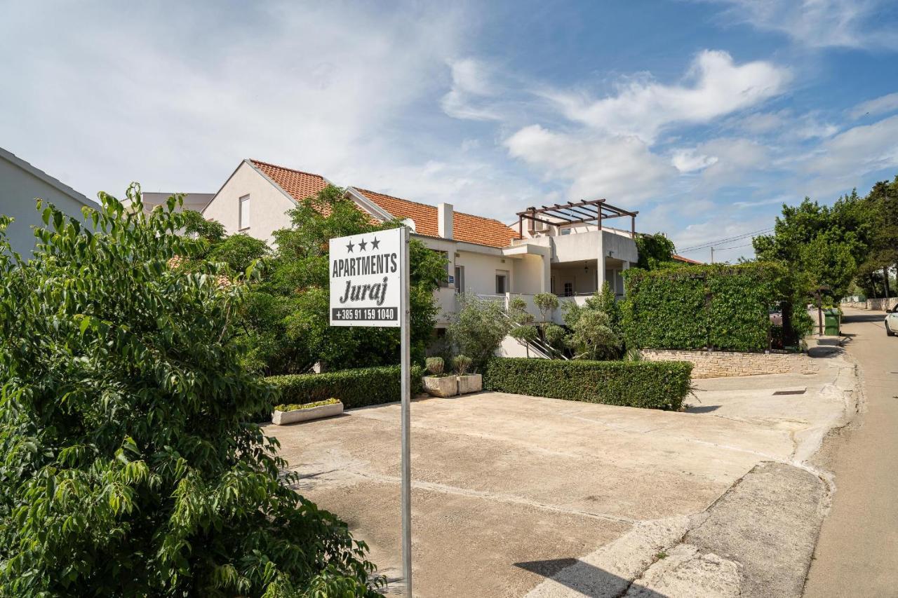Apartments Juraj Petrcane Exterior foto